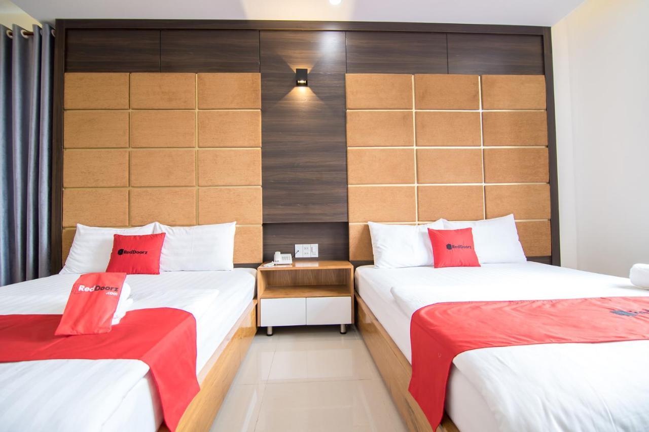 Reddoorz Plus Near Lotte Mart Cong Hoa Hô Chi Minh-Ville Extérieur photo