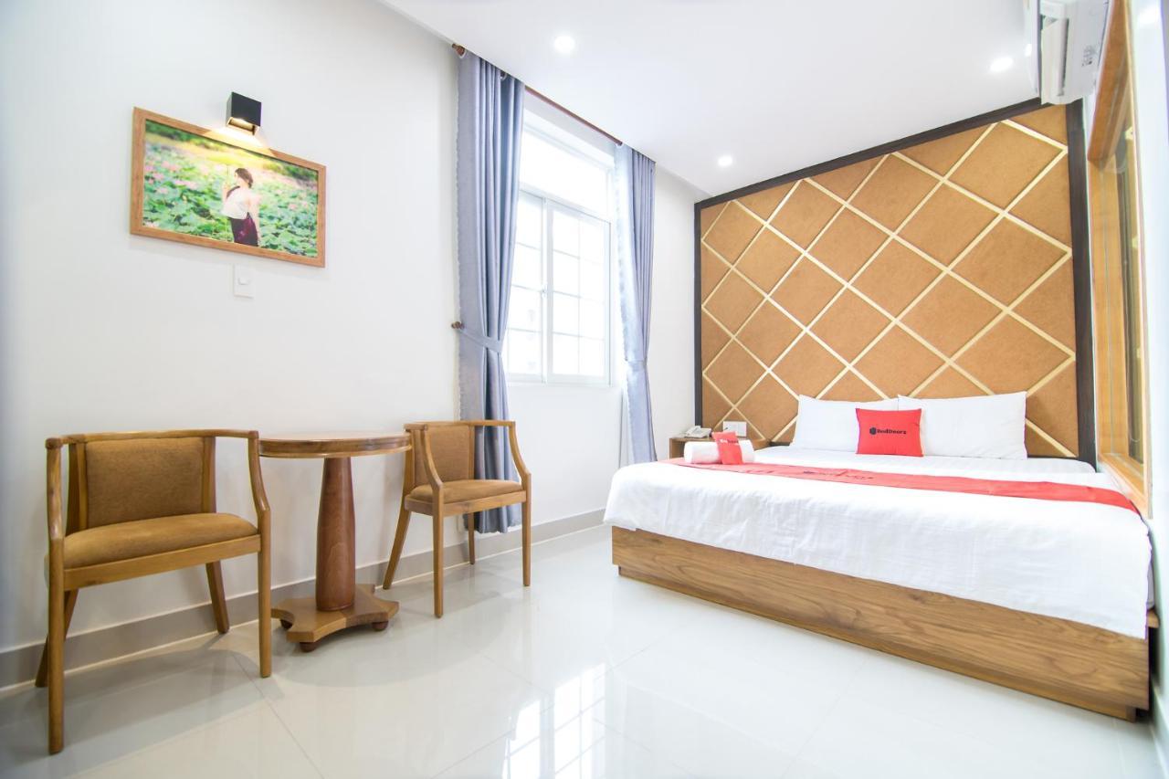 Reddoorz Plus Near Lotte Mart Cong Hoa Hô Chi Minh-Ville Extérieur photo