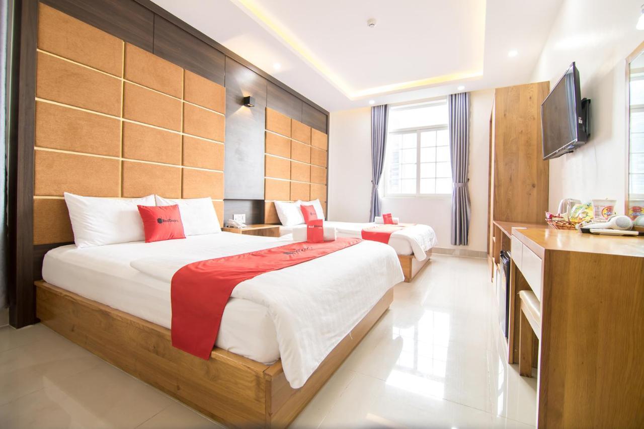 Reddoorz Plus Near Lotte Mart Cong Hoa Hô Chi Minh-Ville Extérieur photo